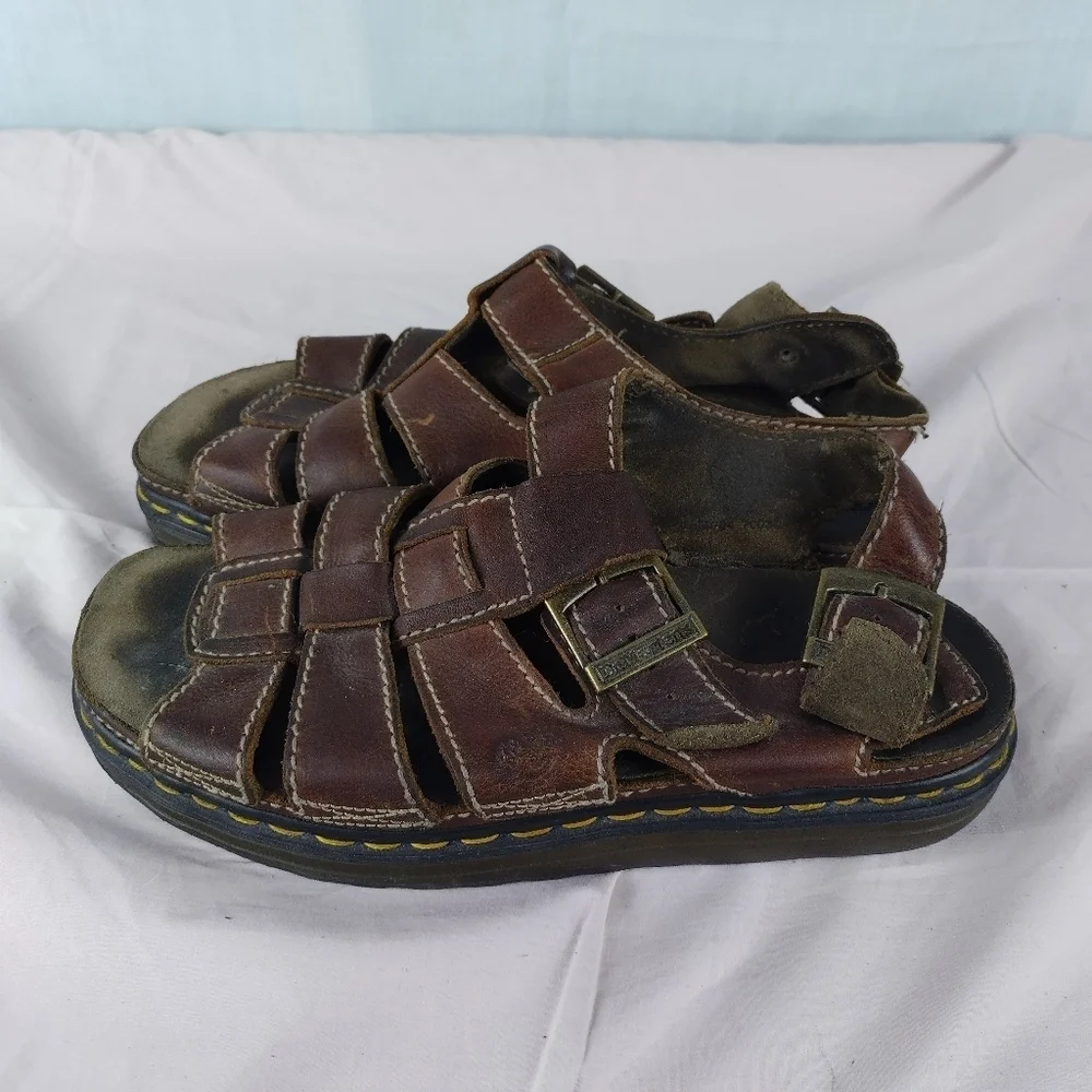 Vtg Dr Martens Men's Size 11  Platform Leather Sandals England Summer Wear